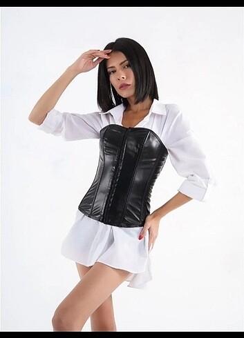 Diğer AGRAFLI GOTHİC VİNTAGE CROP KORSE BÜSTİYER