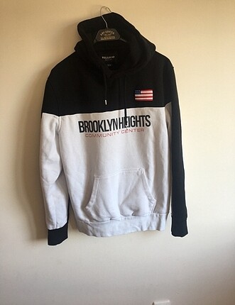 Pull and bear hoodie