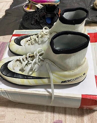 Nike mercurial cr7 krampon 40 numara