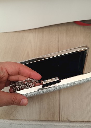 Gri Modern Klasik Kadın Portföy Çanta - Görsel 2