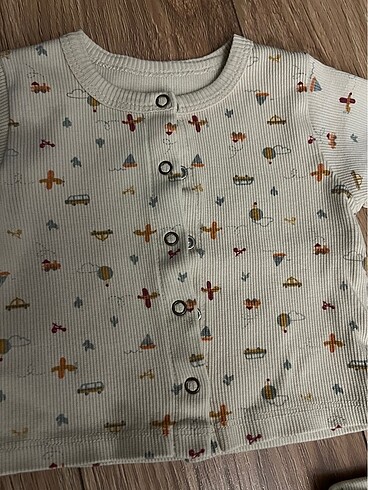  Beden 3 aylık bebek pijama takımı