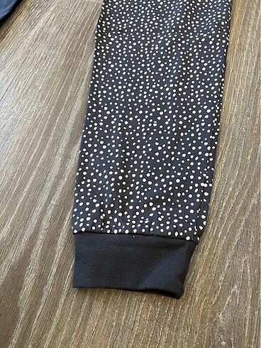 11-12 Yaş Beden gri Renk 11/12 yaş pijama takımı