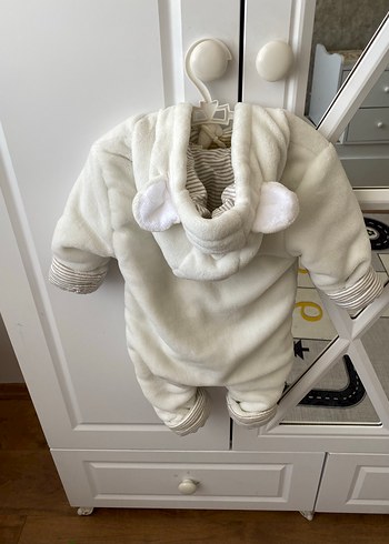 Beyaz Kürklü Nakışlı Bebek Tulumu - Görsel 2