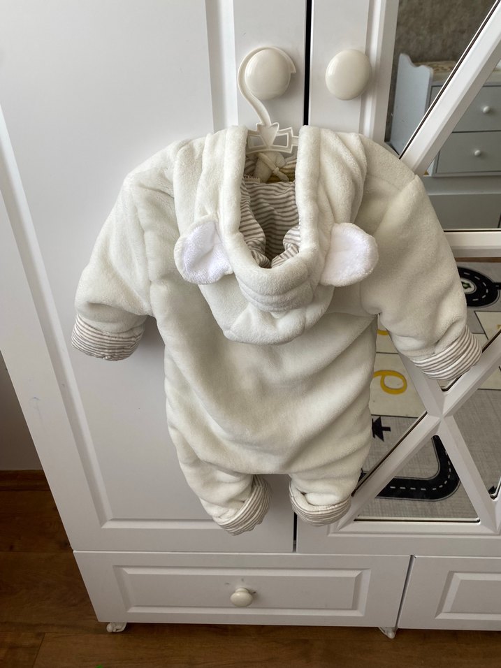 Beyaz Kürklü Nakışlı Bebek Tulumu - Görsel 2