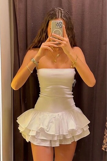 Zara beyaz fırfırlı elbise