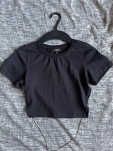 River Island Taşlı sırt dekolteli Tshirt