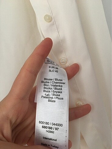 38 Beden Orsay marka yurt dışı saten kırık beyaz gömlek