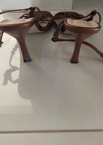 Mango Fabrika Kahverengi Deri Bohem Stiletto Sandalet