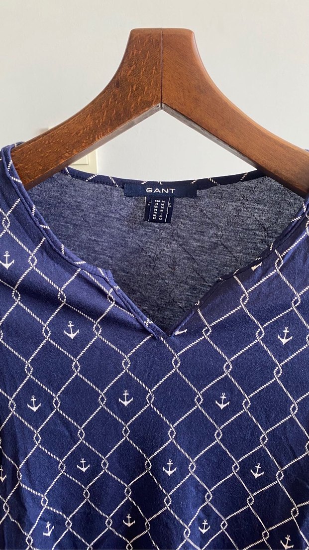 Lacivert V Yaka Tişört - Görsel 3