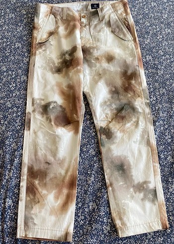 Bej Batik Desenli Bol Kesim Denim Pantolon