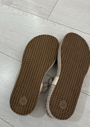 Elle Bej Örgü Kadın Sandalet