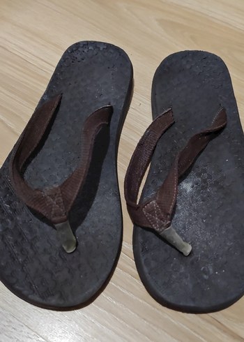 Kahverengi Tokalı Kadın Terlik