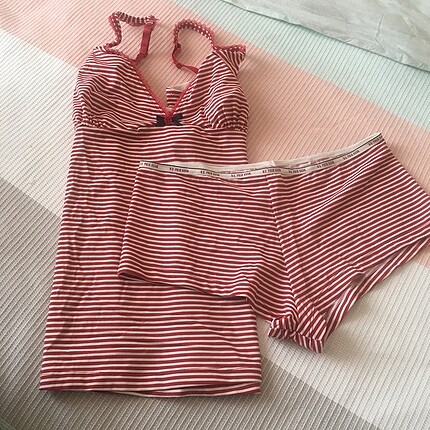 Pijama takımı