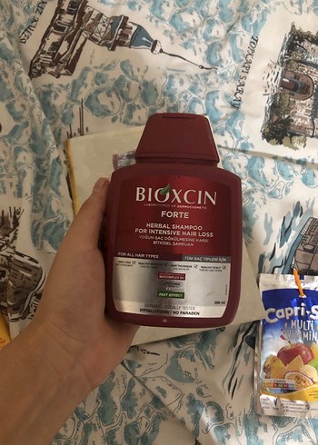 Bioxcin Forte Yoğun Saç Dökülme Şampuanı 300 ml