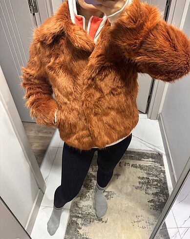 Bershka peluş kürk