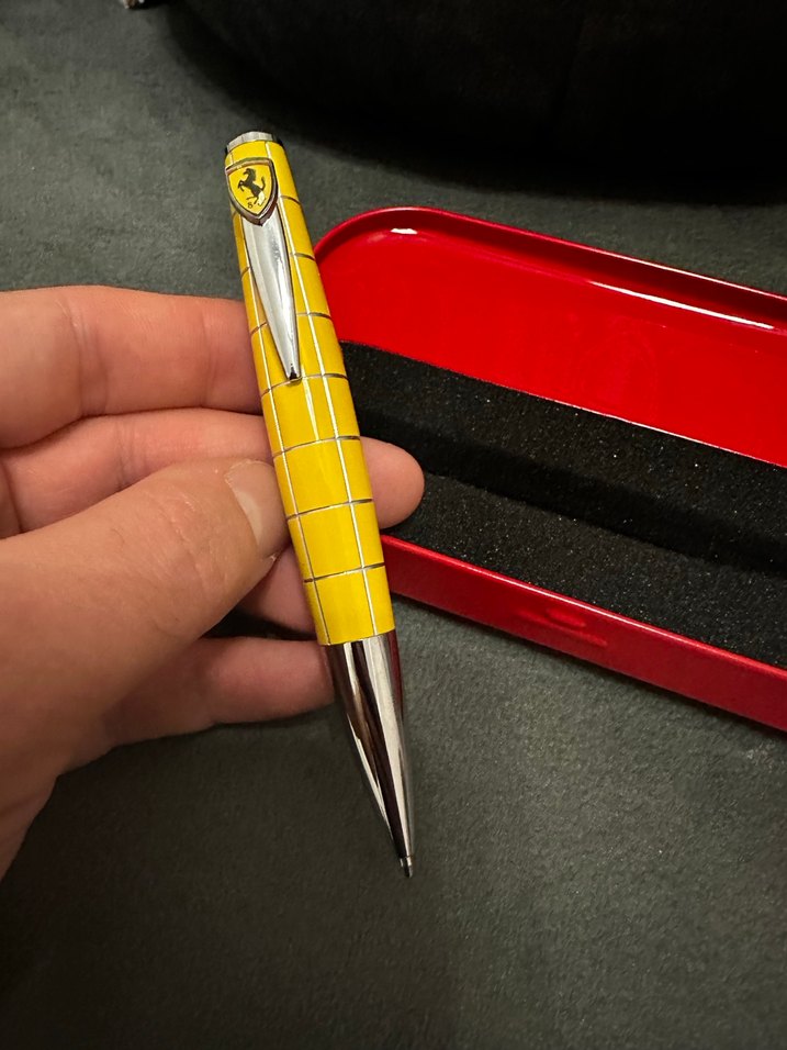 Ferrari tükenmez kalem - Görsel 2