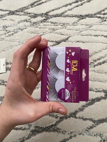 Takma kirpik - Görsel 2