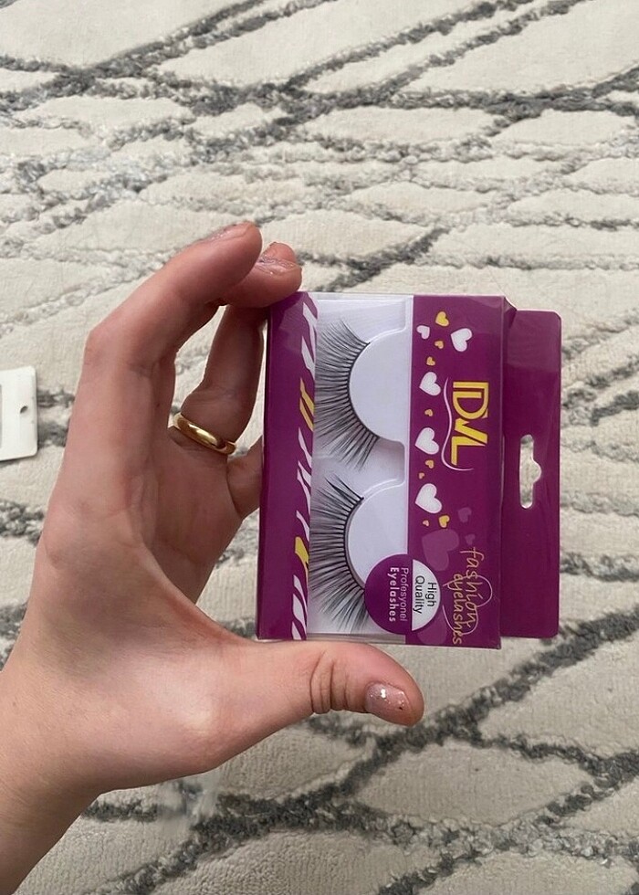 Takma kirpik - Görsel 2