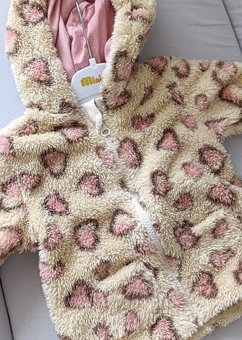 Kız Çocuk Leopar Desenli Kapüşonlu Mont - Görsel 7