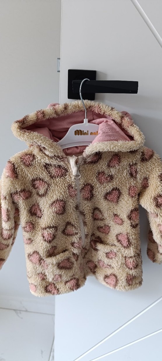 Kız Çocuk Leopar Desenli Kapüşonlu Mont - Görsel 2