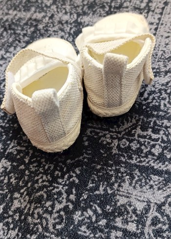 Beyaz Nakışlı Fırfırlı İlk Adım Ayakkabısı - Görsel 7