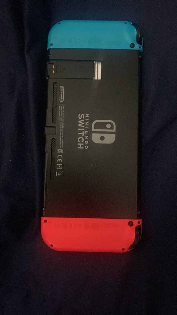 Çok Renkli Nintendo Switch Konsolu - Görsel 2