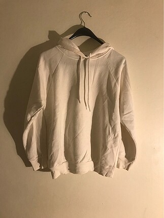 Beyaz Sweatshirt kapüşonlu