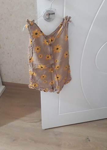 Kız Çocuk Bej Kolsuz V Yaka tulum