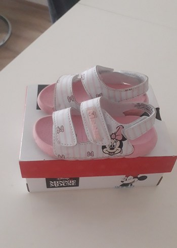 23 Beden Minnie Mouse Kız Çocuk Velcro Sandalet lisansli orjinal