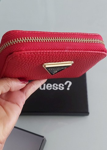 Beden Kırmızı Deri Fermuarlı Guess Cüzdan