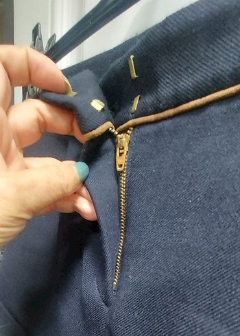 Kışlık Orjinal Mini Şort - Görsel 4