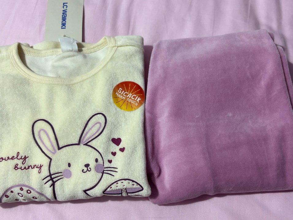 Lcw Kız çocuk kadife pijama takımı - Görsel 3