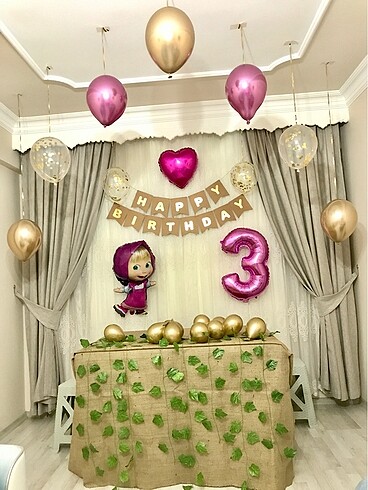 Üç folyo balon Doğum günü