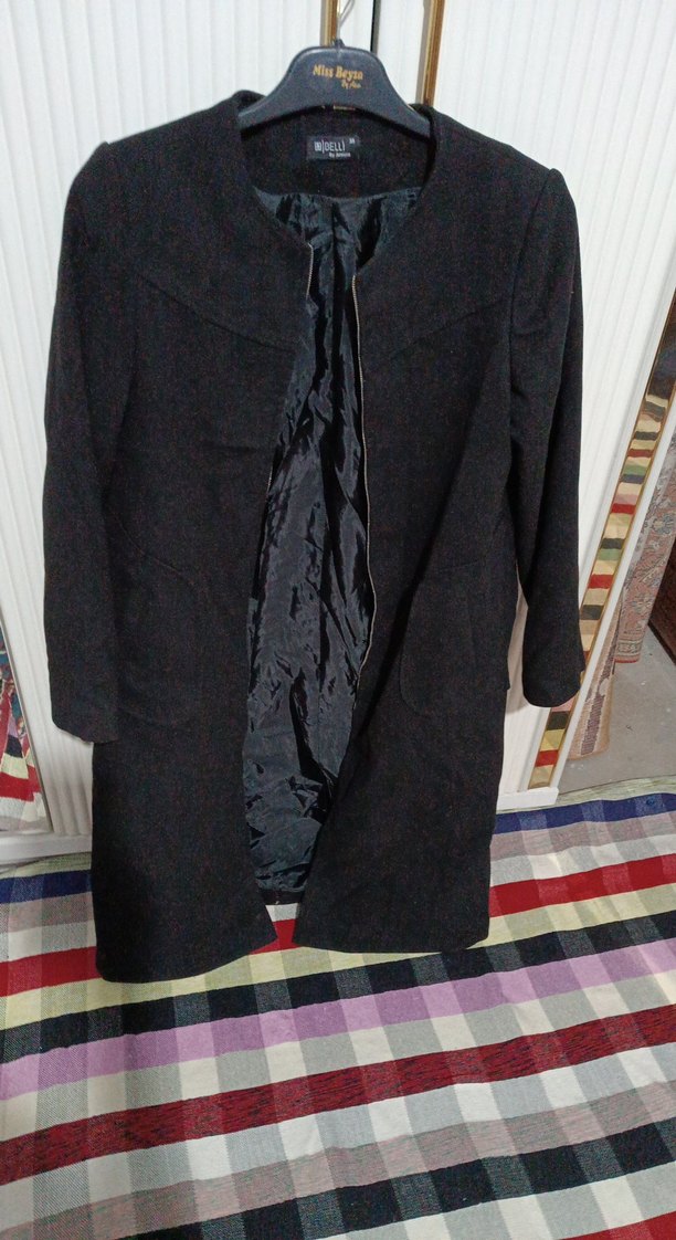 Siyah Uzun Kadın Kaban - Görsel 2