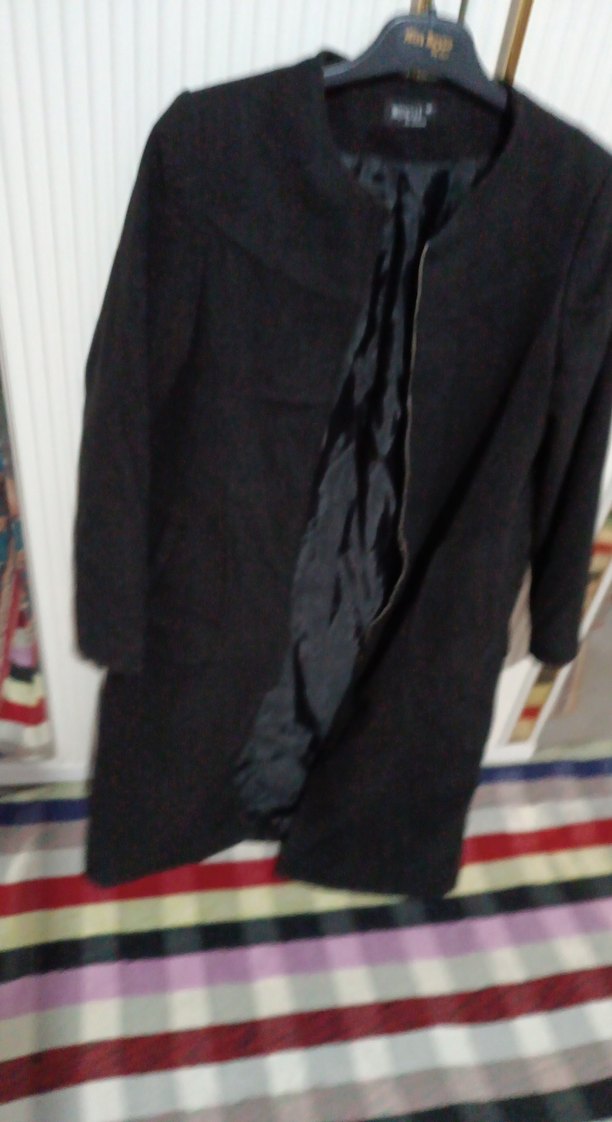 Siyah Uzun Kadın Kaban - Görsel 5