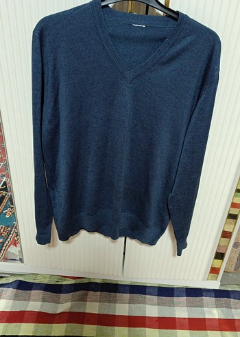 Erkek Gri V Yakalı Yün Kazak - Görsel 2