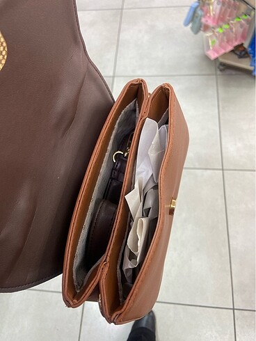 Beden çeşitli Renk Krem tabagi karışık renkli kol çantası ve uzun saplı