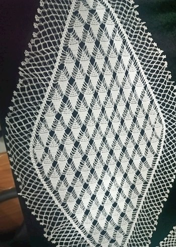 El Yapımı Örgü Dantel Masa Örtüsü - Görsel 6