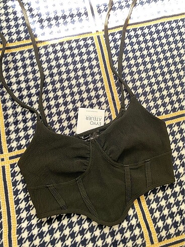 Eyyo Atelier Askılı crop