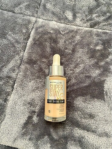 Maybelline Super Stay Skin Tint 10