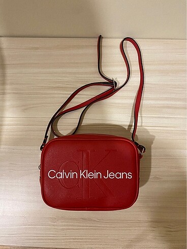 Calvin Klein çanta