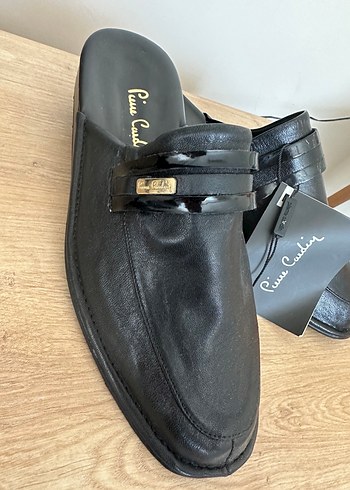 Kemer Detaylı Siyah Erkek Ev Terliği - Görsel 3