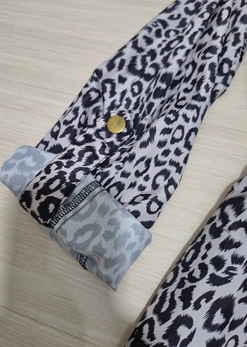 Leopar Desenli yağmurluk.. - Görsel 7