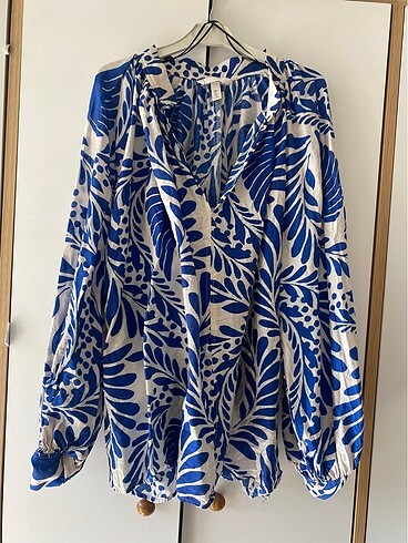 l Beden lacivert Renk H&M balon kol gömlek floral oversize