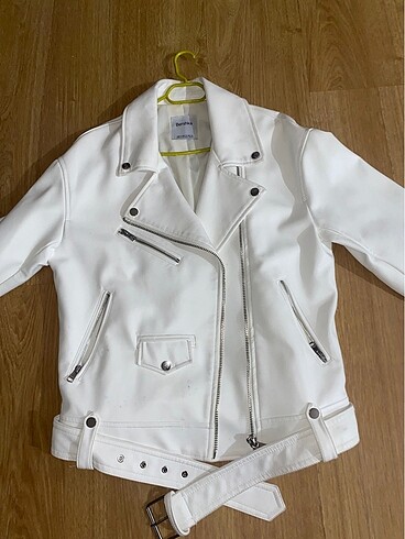 beyaz bershka oversize deri ceket - Görsel 6