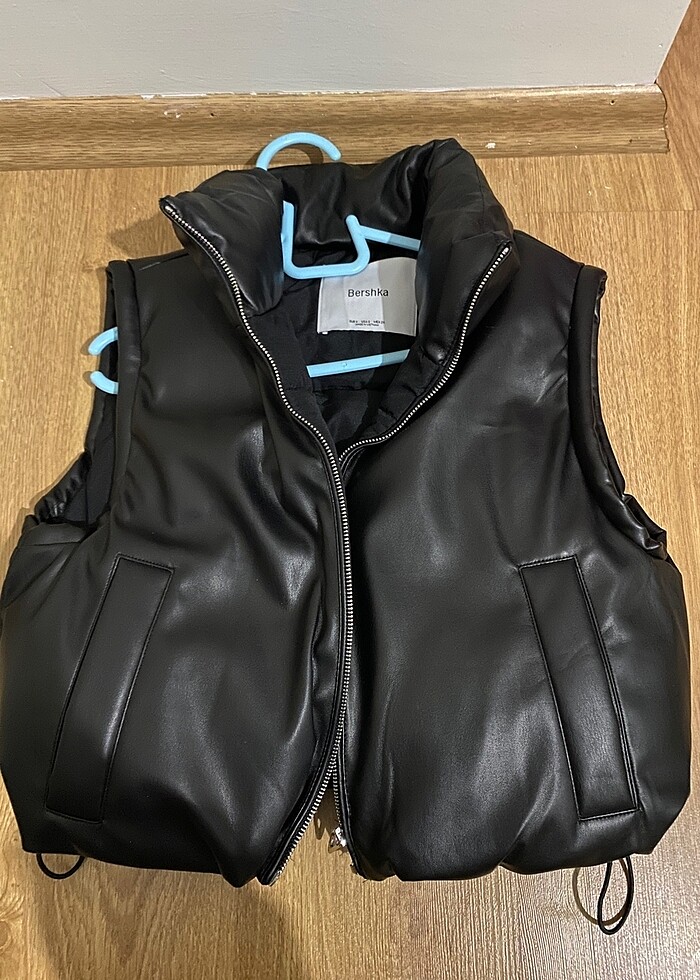 bershka deri yelek - Görsel 2