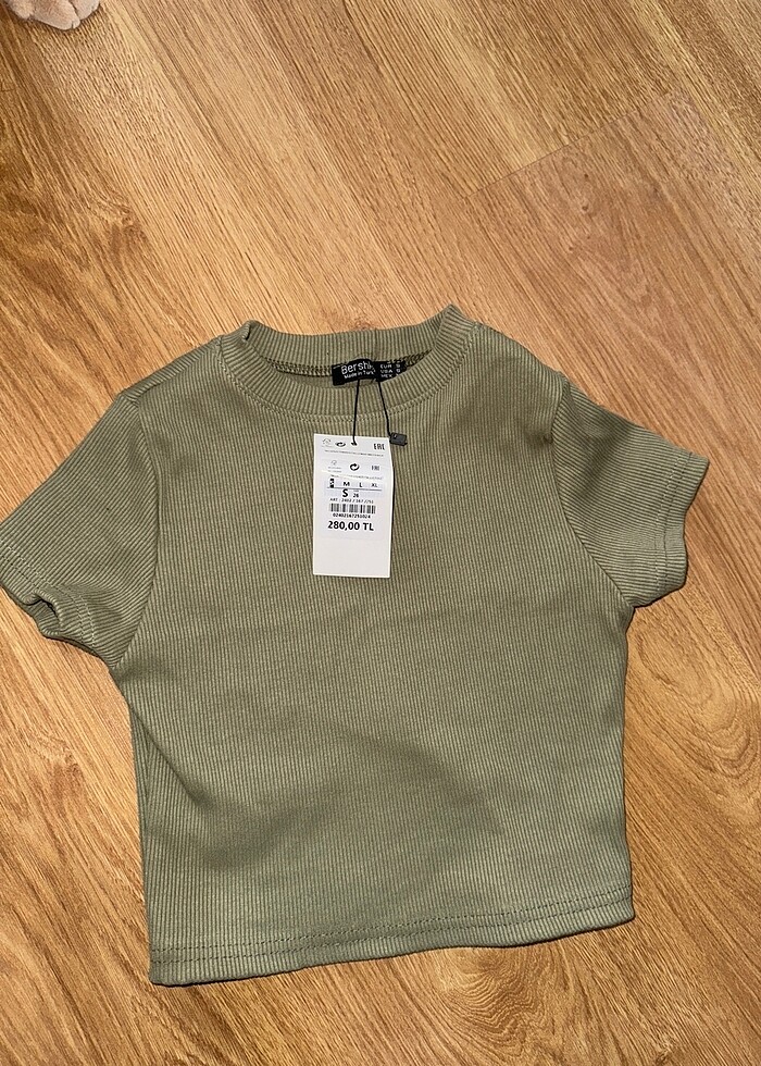 Bershka crop - Görsel 2