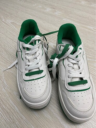 Stradivarius sneaker
