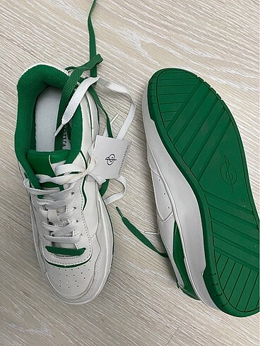 36 Beden Stradivarius sneaker