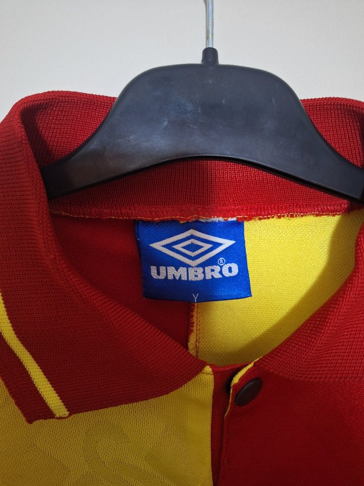 Galatasaray 1993 Umbro Parçalı Forma - Görsel 5